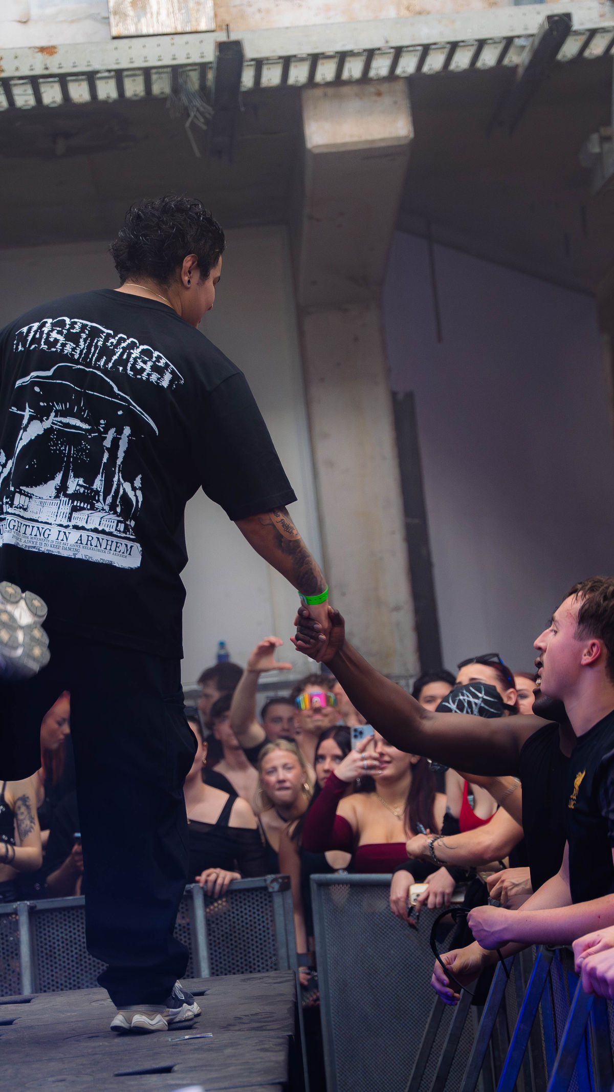 Loading... just a sec